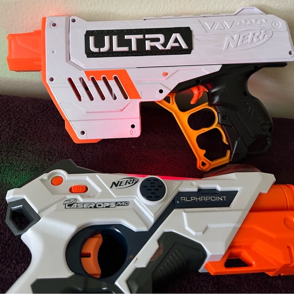 Lot of 2 Nerf guns laser ops and ultra both tested and works great alphapoint - Picture 4 of 7